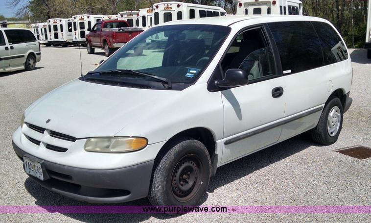 image for item Z9489 1999 Dodge Caravan van