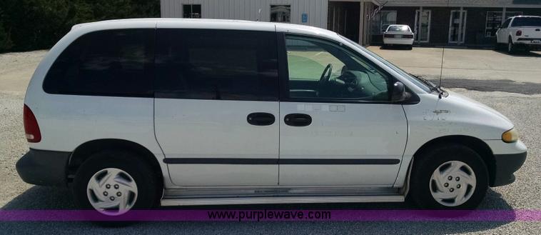 image for item Z9489 1999 Dodge Caravan van