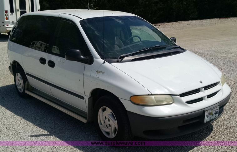 image for item Z9489 1999 Dodge Caravan van