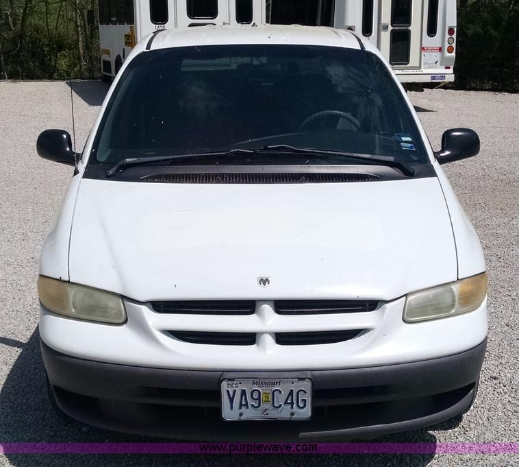 image for item Z9489 1999 Dodge Caravan van