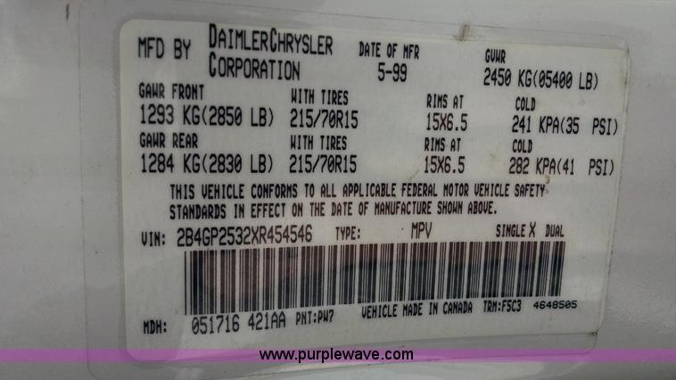 image for item Z9489 1999 Dodge Caravan van