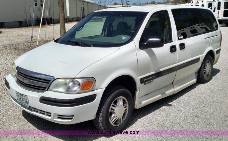image for item Z9499 2005 Chevrolet Venture Cargo van