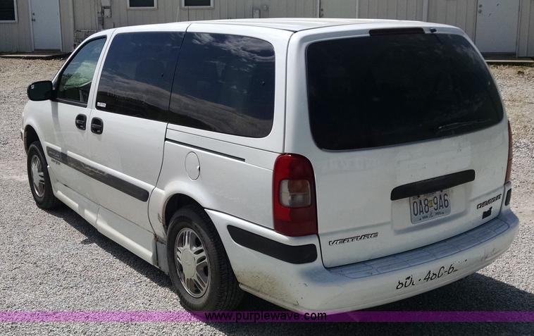 image for item Z9499 2005 Chevrolet Venture Cargo van