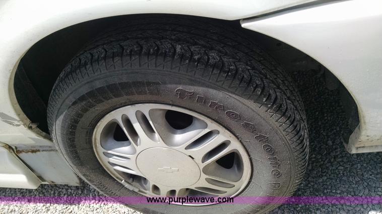 image for item Z9499 2005 Chevrolet Venture Cargo van