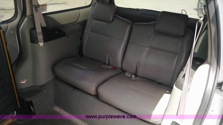 image for item Z9499 2005 Chevrolet Venture Cargo van