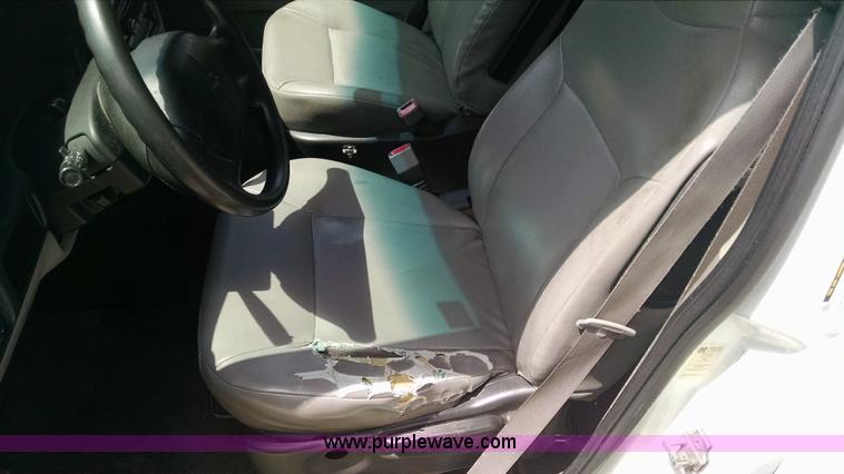 image for item Z9499 2005 Chevrolet Venture Cargo van