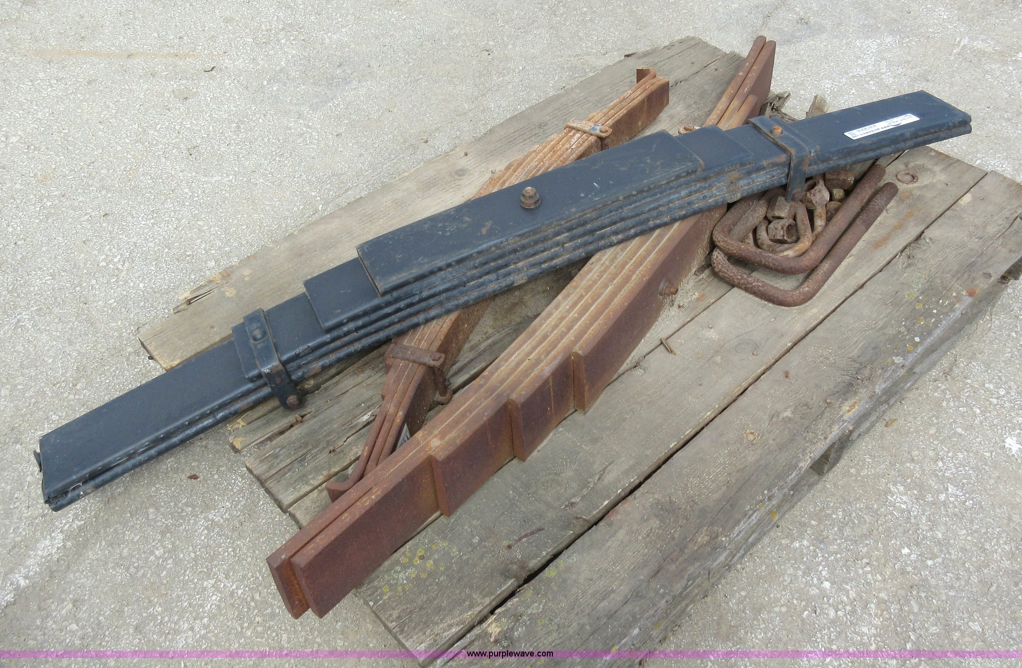 (2) Load King belly dump trailer leaf springs in Greenwood, MO Item