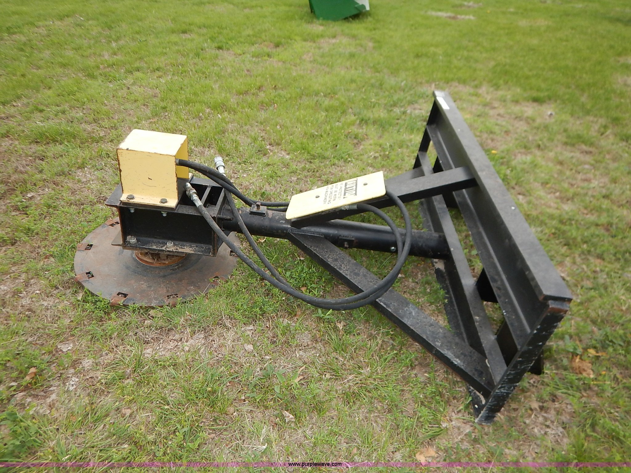 Longford 26" tree saw skid steer attachment in Clay Center, KS Item
