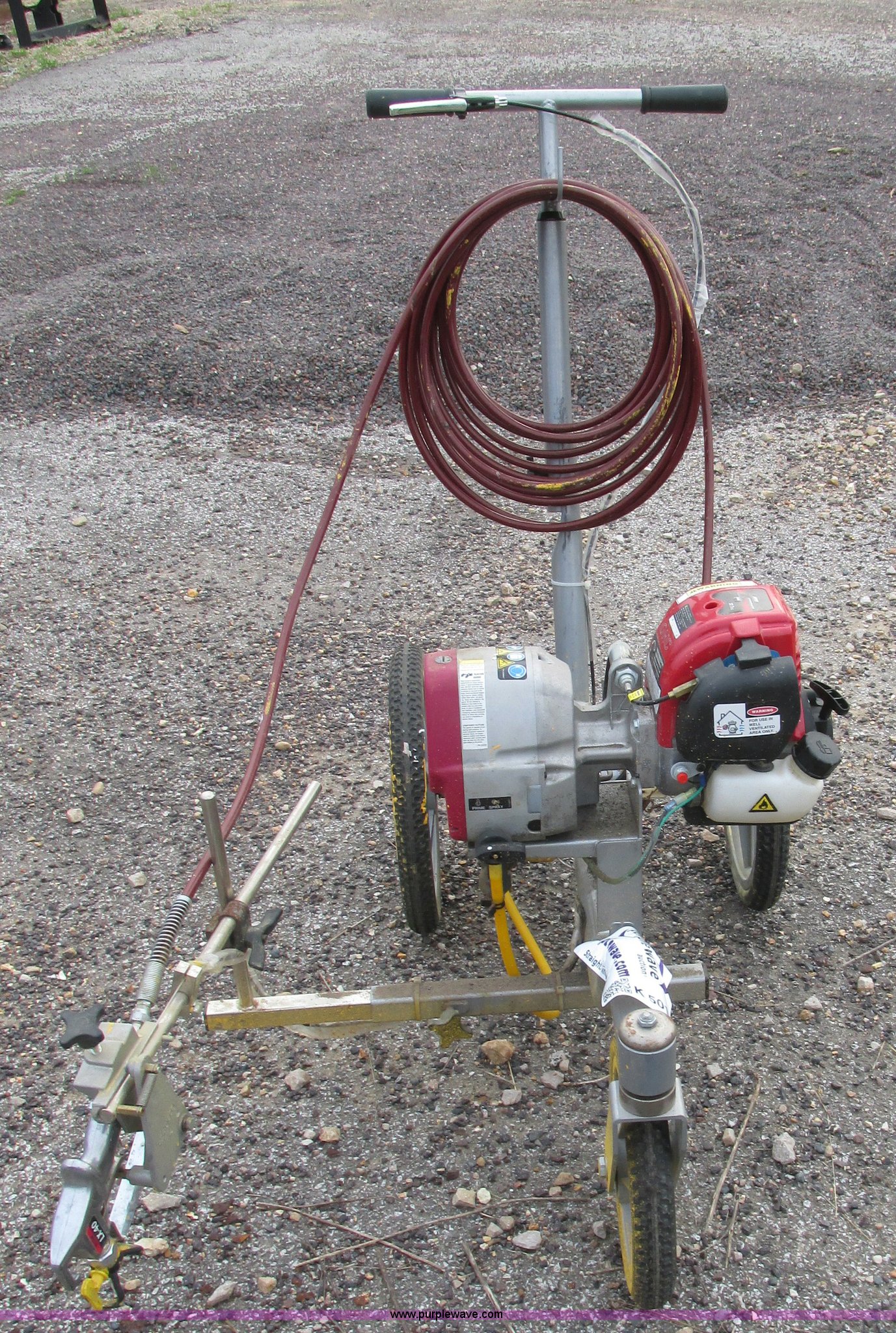 Titan Speeflo Powerliner 850 mobile paint striping/parking lot striping