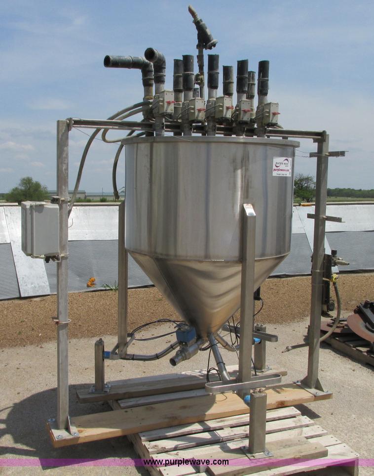 image for item B2930 Chemical hopper scales