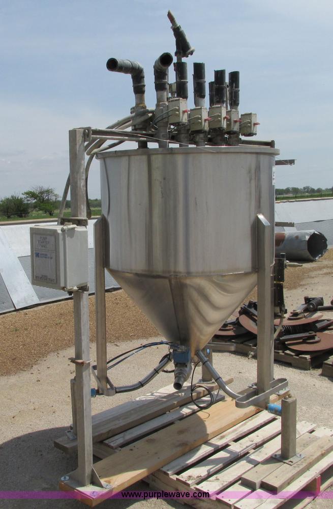 image for item B2930 Chemical hopper scales