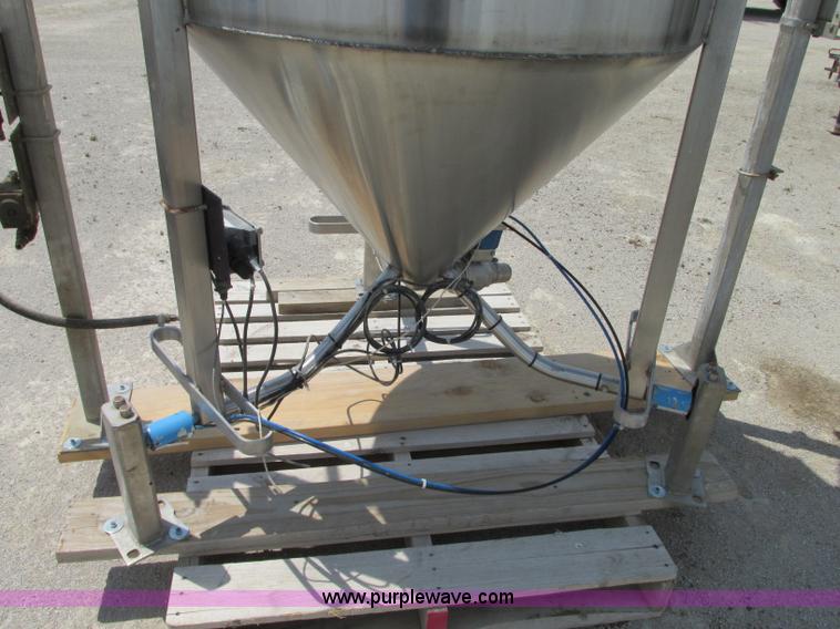 image for item B2930 Chemical hopper scales