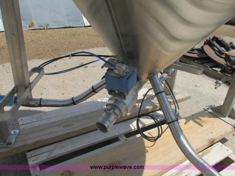 image for item B2930 Chemical hopper scales