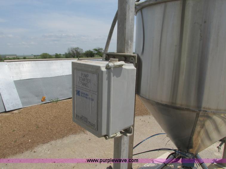 image for item B2930 Chemical hopper scales