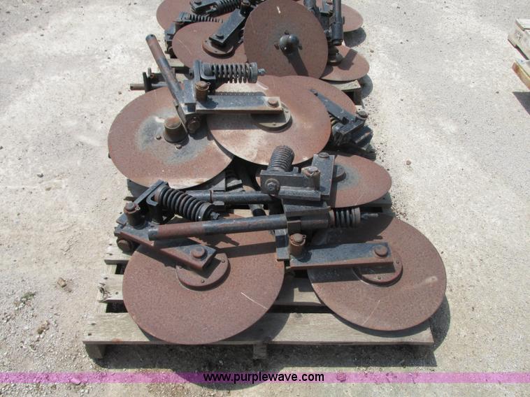 image for item B2931 (15) 20" no-till coulters