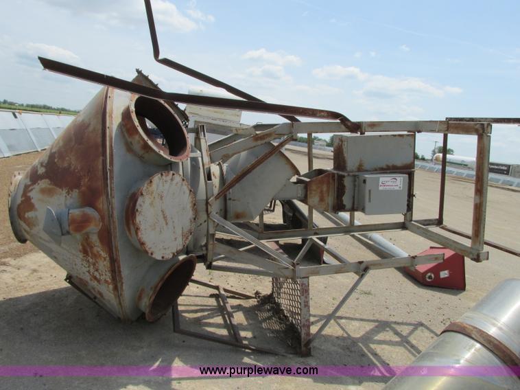 image for item B2933 Grain leg distributor