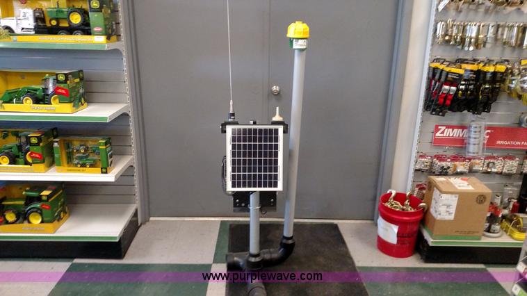 image for item D1488 John Deere field connect moisture sensing probe and solar powered cell