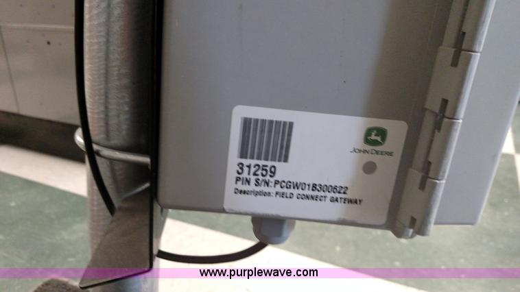 image for item D1488 John Deere field connect moisture sensing probe and solar powered cell