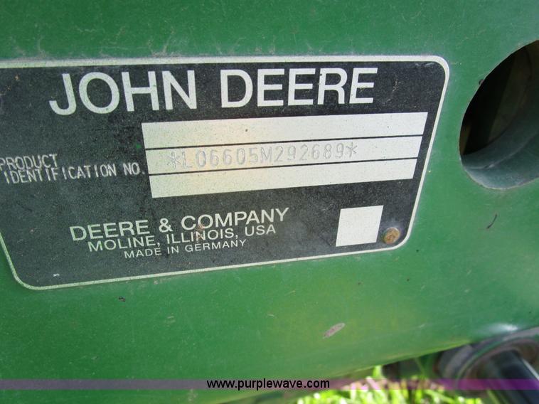 image for item D2426 2000 John Deere 6605 tractor