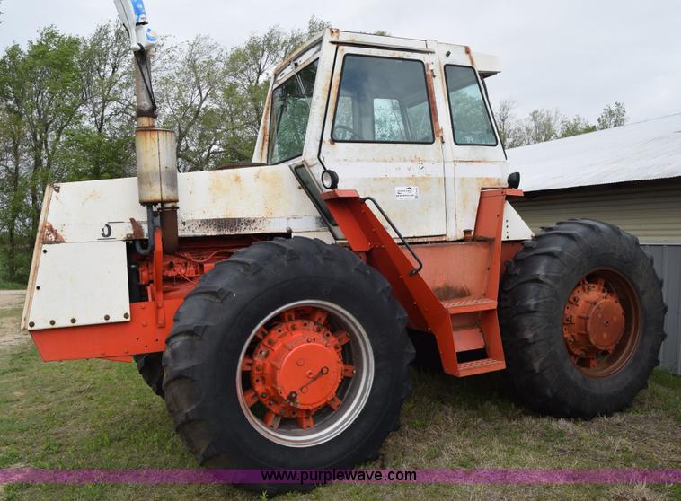 image for item E6354 1976 Case 2470 4WD tractor