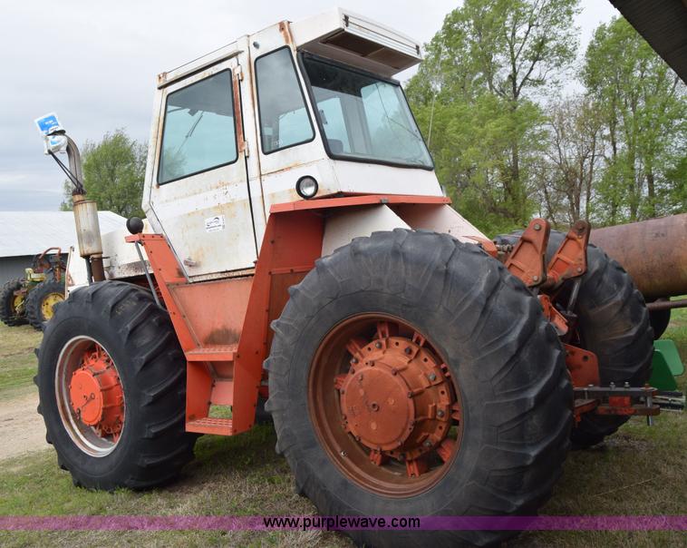 image for item E6354 1976 Case 2470 4WD tractor
