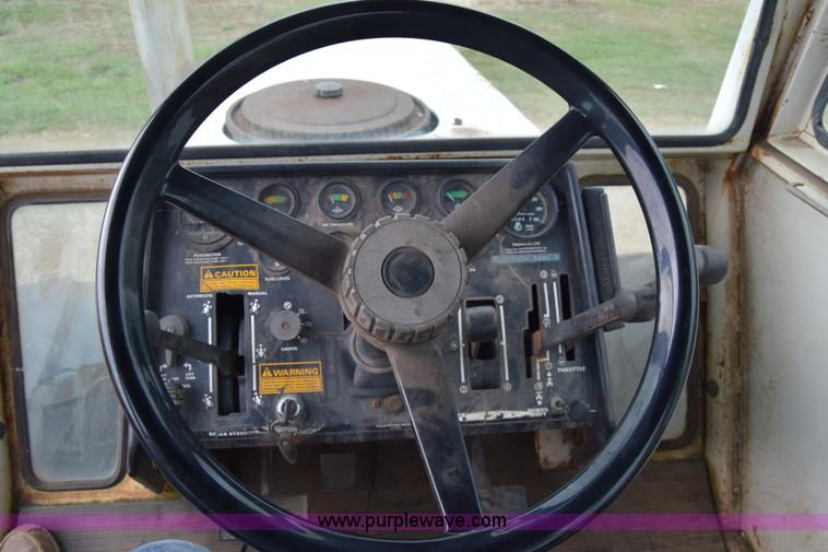 image for item E6354 1976 Case 2470 4WD tractor
