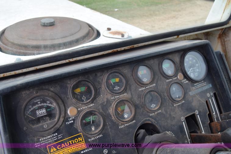 image for item E6354 1976 Case 2470 4WD tractor