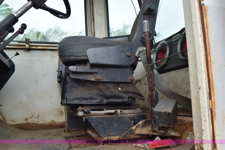 image for item E6354 1976 Case 2470 4WD tractor