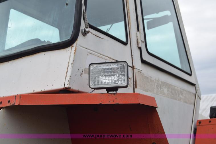 image for item E6354 1976 Case 2470 4WD tractor