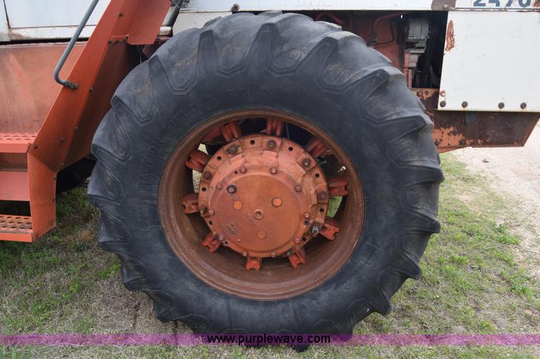 image for item E6354 1976 Case 2470 4WD tractor