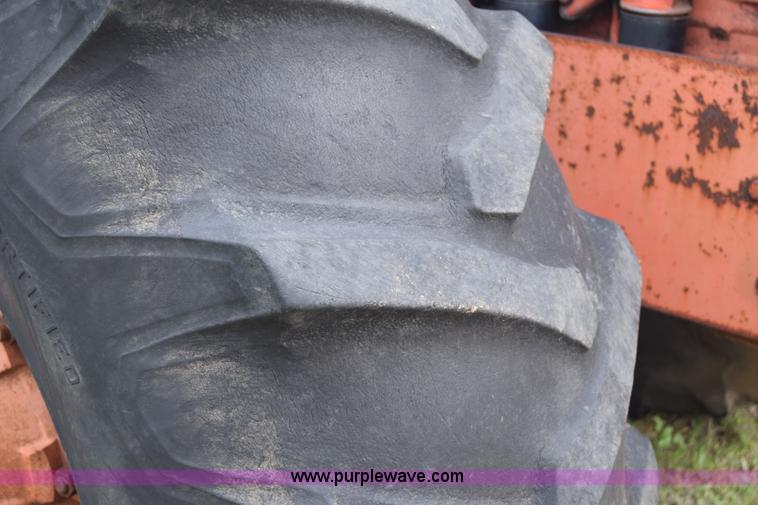 image for item E6354 1976 Case 2470 4WD tractor