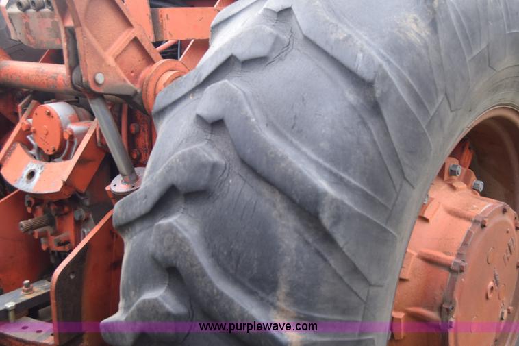 image for item E6354 1976 Case 2470 4WD tractor