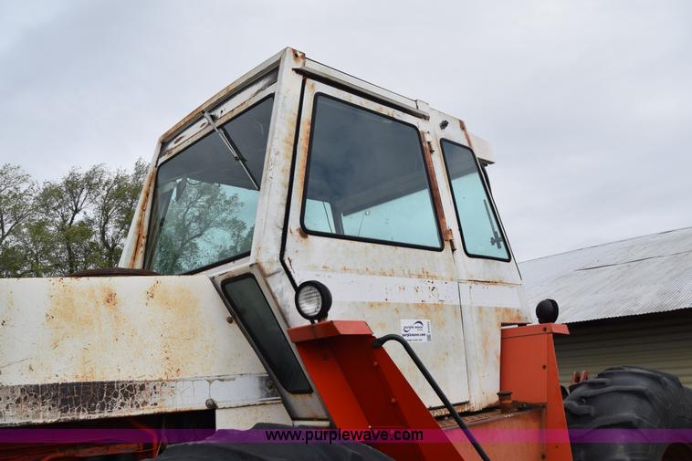 image for item E6354 1976 Case 2470 4WD tractor