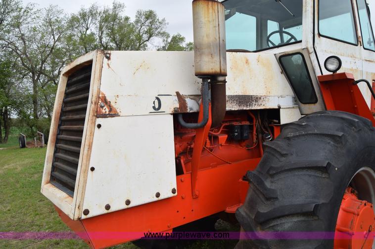 image for item E6354 1976 Case 2470 4WD tractor