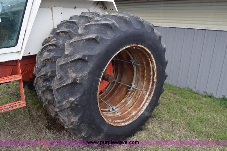 image for item E6355 Case 1570 tractor