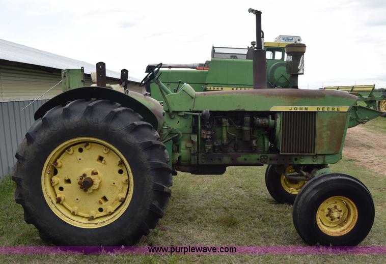 image for item E6356 1968 John Deere 4020 tractor