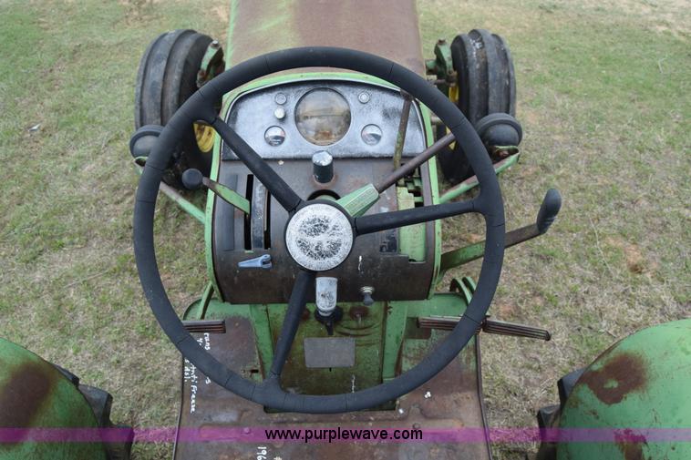 image for item E6356 1968 John Deere 4020 tractor