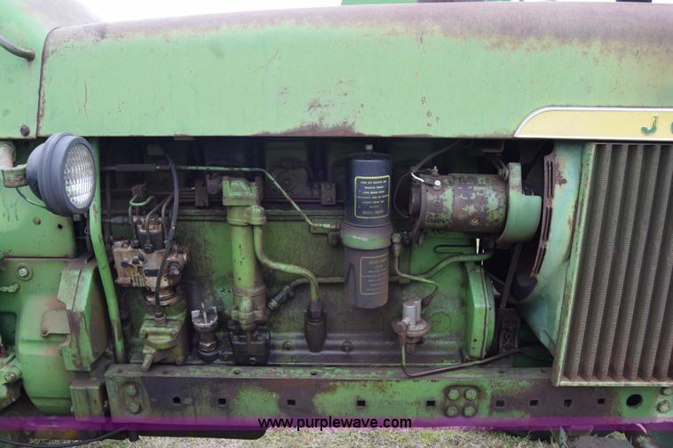image for item E6356 1968 John Deere 4020 tractor