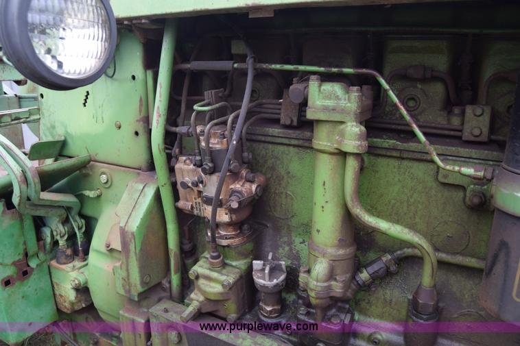 image for item E6356 1968 John Deere 4020 tractor