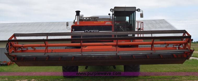 image for item E6358 Massey-Ferguson 860 combine