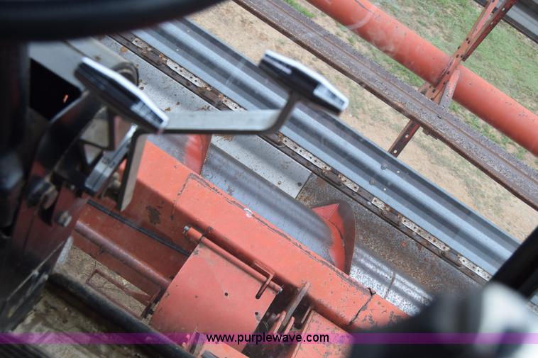 image for item E6358 Massey-Ferguson 860 combine