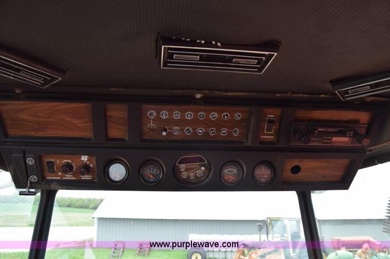 image for item E6358 Massey-Ferguson 860 combine