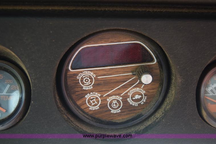 image for item E6358 Massey-Ferguson 860 combine