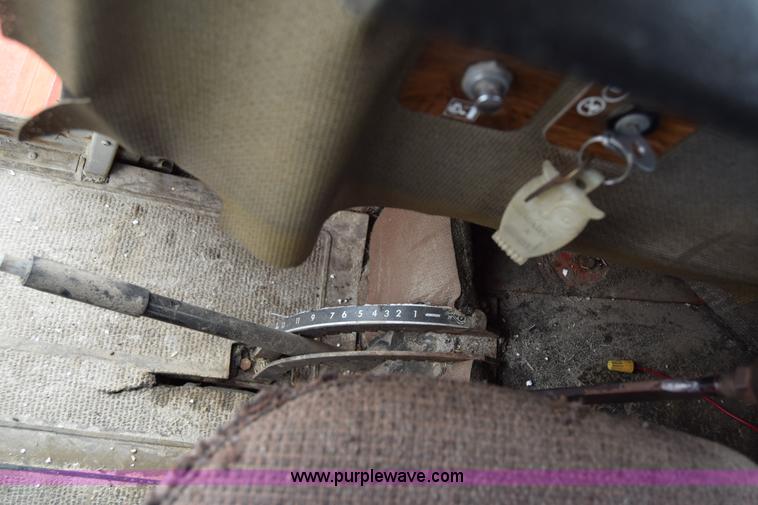 image for item E6358 Massey-Ferguson 860 combine