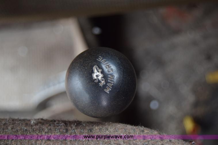 image for item E6358 Massey-Ferguson 860 combine