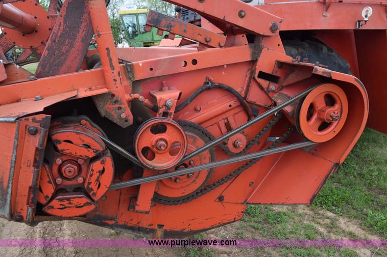 image for item E6358 Massey-Ferguson 860 combine