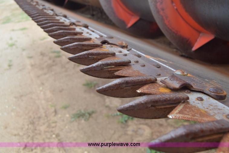 image for item E6358 Massey-Ferguson 860 combine