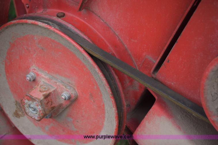 image for item E6358 Massey-Ferguson 860 combine