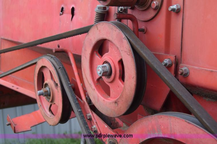 image for item E6358 Massey-Ferguson 860 combine