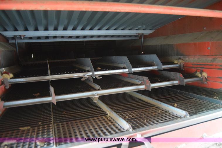 image for item E6358 Massey-Ferguson 860 combine